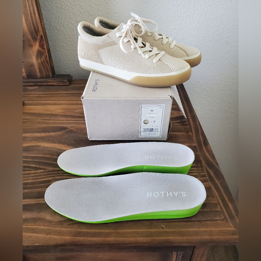 NWT Rothy's Lace Up Sneaker in Biscuit- Size 7 - Picture 3 of 10